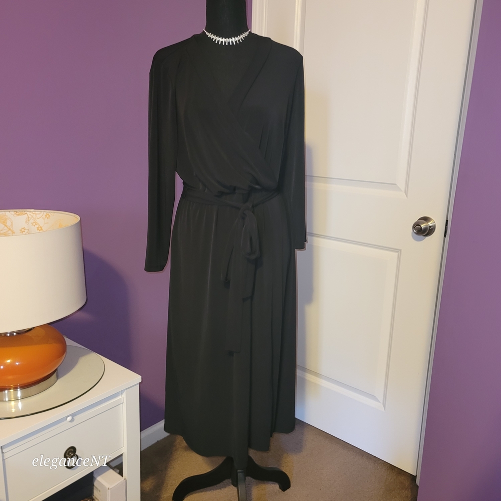 Lane Bryant Classic Black Long Sleeve Dress Sz: 14/16 - Picture 2 of 9